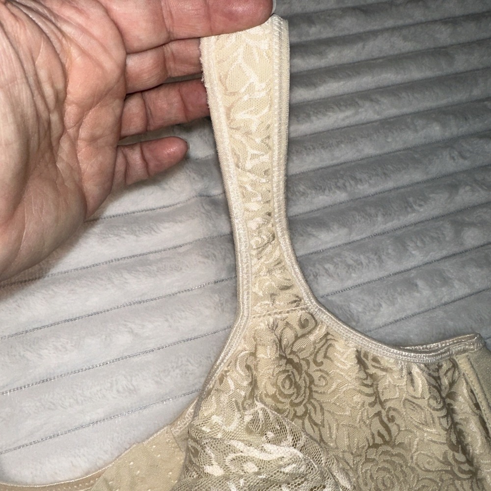 Lace Breeziest Unlined With Underwire -004 - Picture 9 of 9